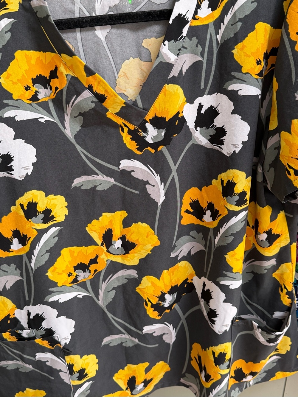 Floral V-Neck Women’s Scrub top - Picture 15 of 16